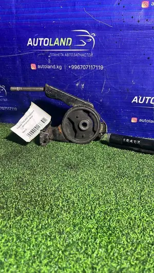 Подушка двигателя Rear