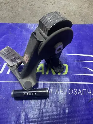 Подушка двигателя Rear