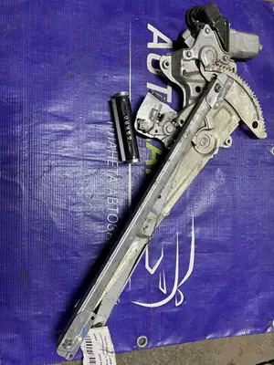 Стеклоподъемник Rear LS