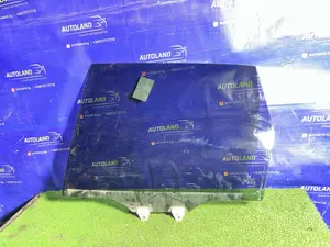 Стекло двери Rear LS