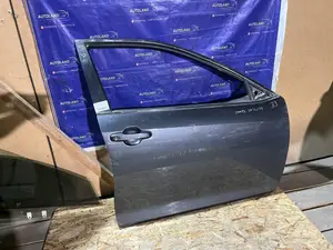 Дверь Front RS (передний правый)