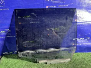 Стекло двери Rear LS