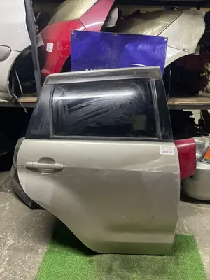 Дверь Rear RS (задний правый)