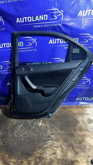 Дверь Rear RS (задний правый)