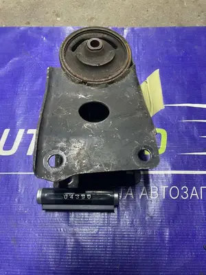 Подушка двигателя Rear