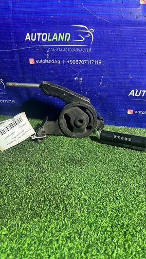 Подушка двигателя Rear